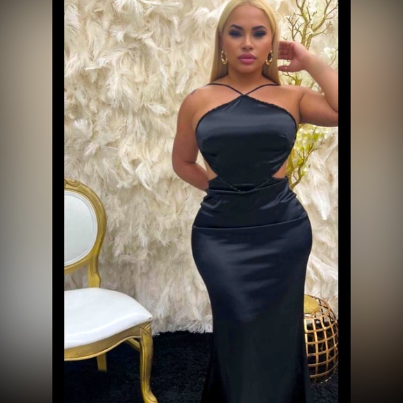 Fashion Nova Dresses & Skirts - Elegant in Black 💋